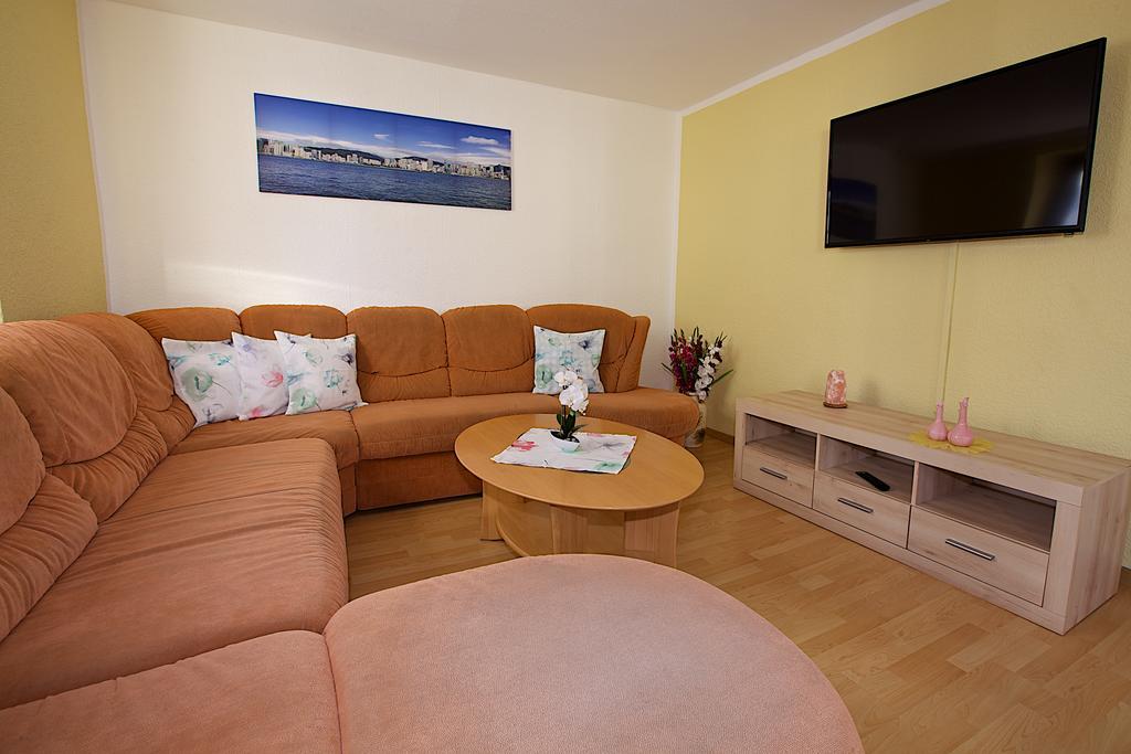 Apartment Fewo Efosa 카펠그라펜하우젠 외부 사진